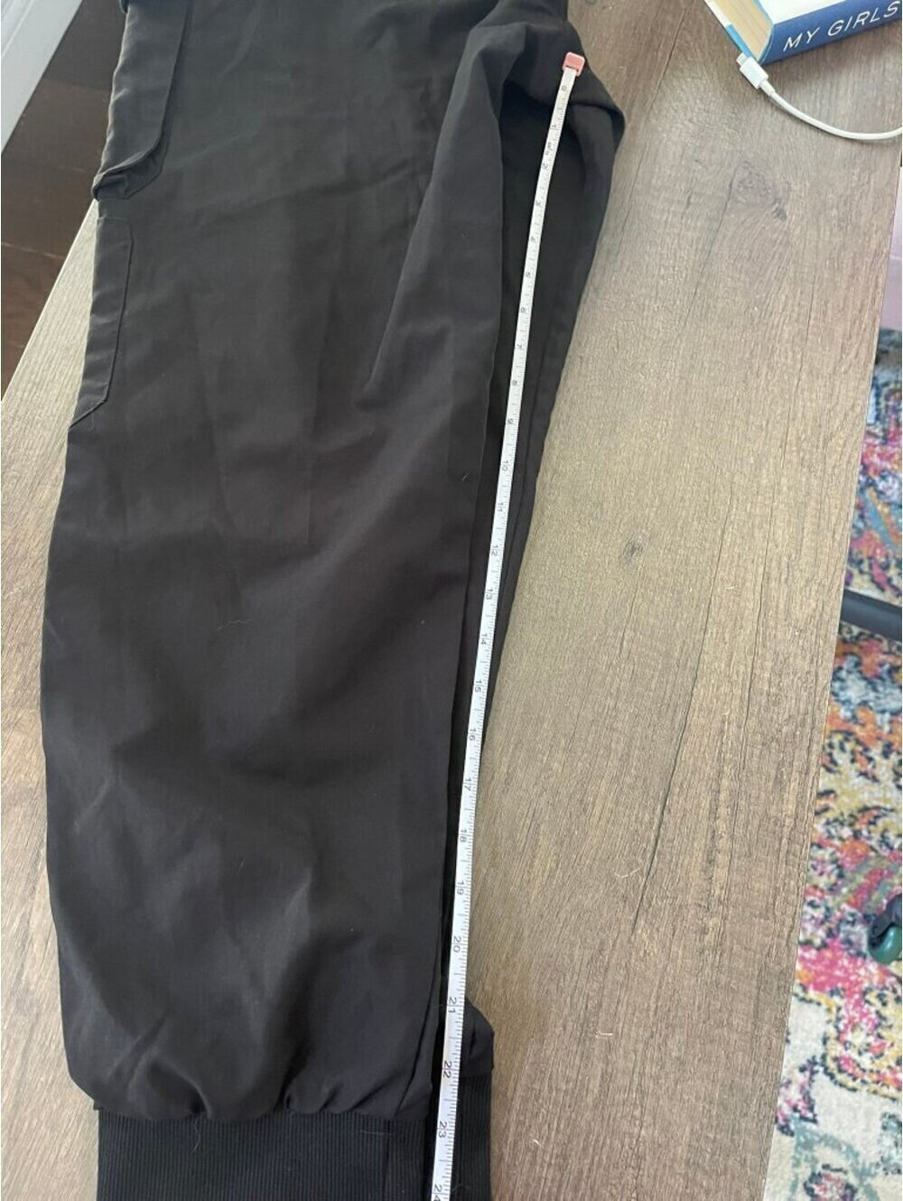 Boy's Sz 16 black cargo pants - Picture 7 of 11